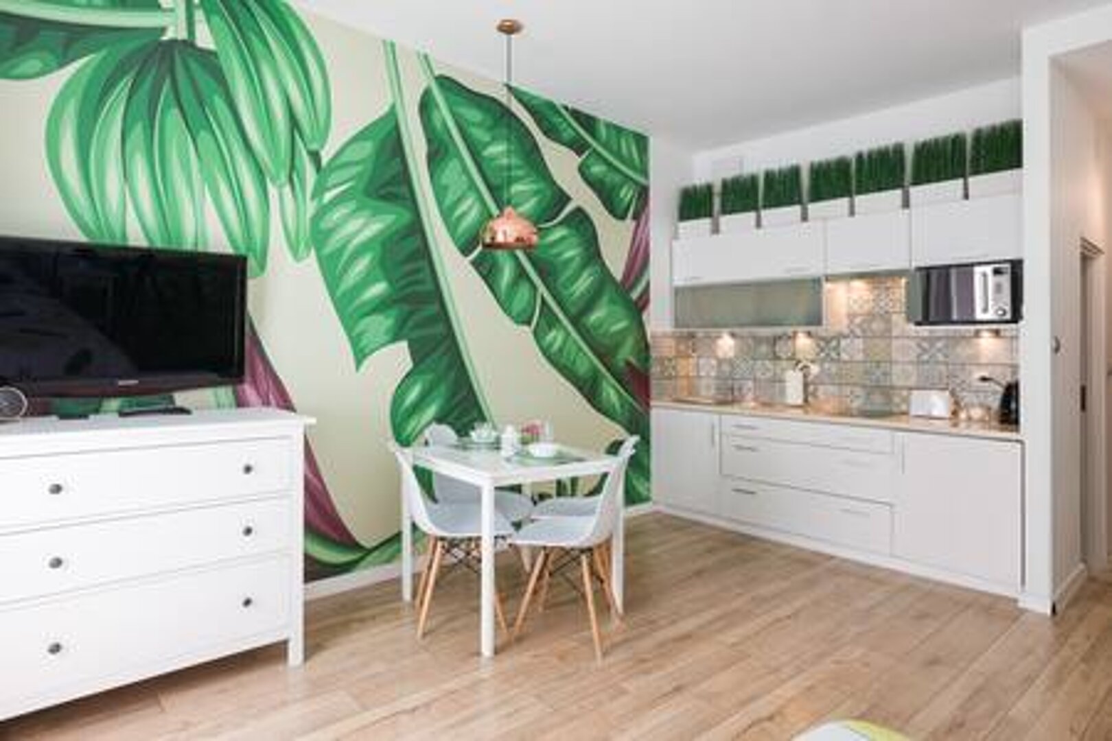 Cozy modern STUDIO GREEN APARTMENT in Old Town