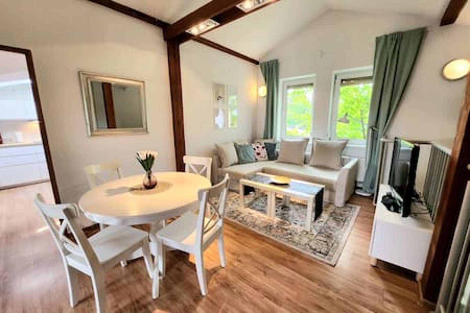 Cozy Apartament Country 6persons close to airport